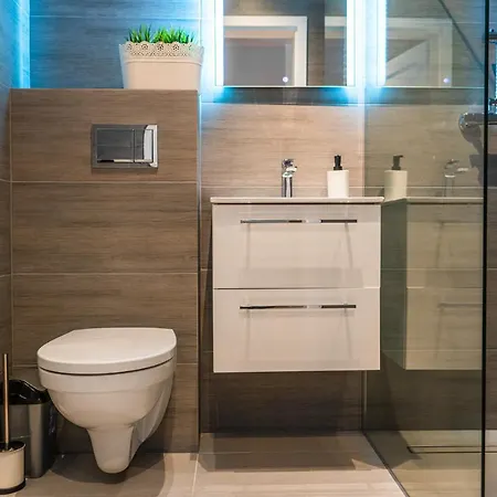 Homely Place Centrum - Stary Rynek - Parking Апартаменты